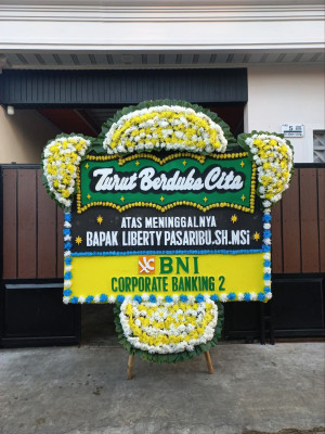 Papan Bunga Duka di Kameloh Baru