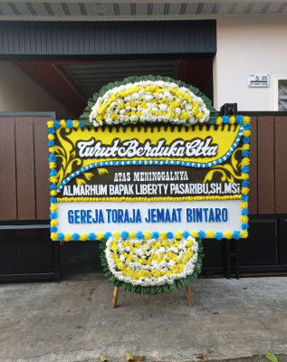 Papan Bunga Duka di Kameloh Baru